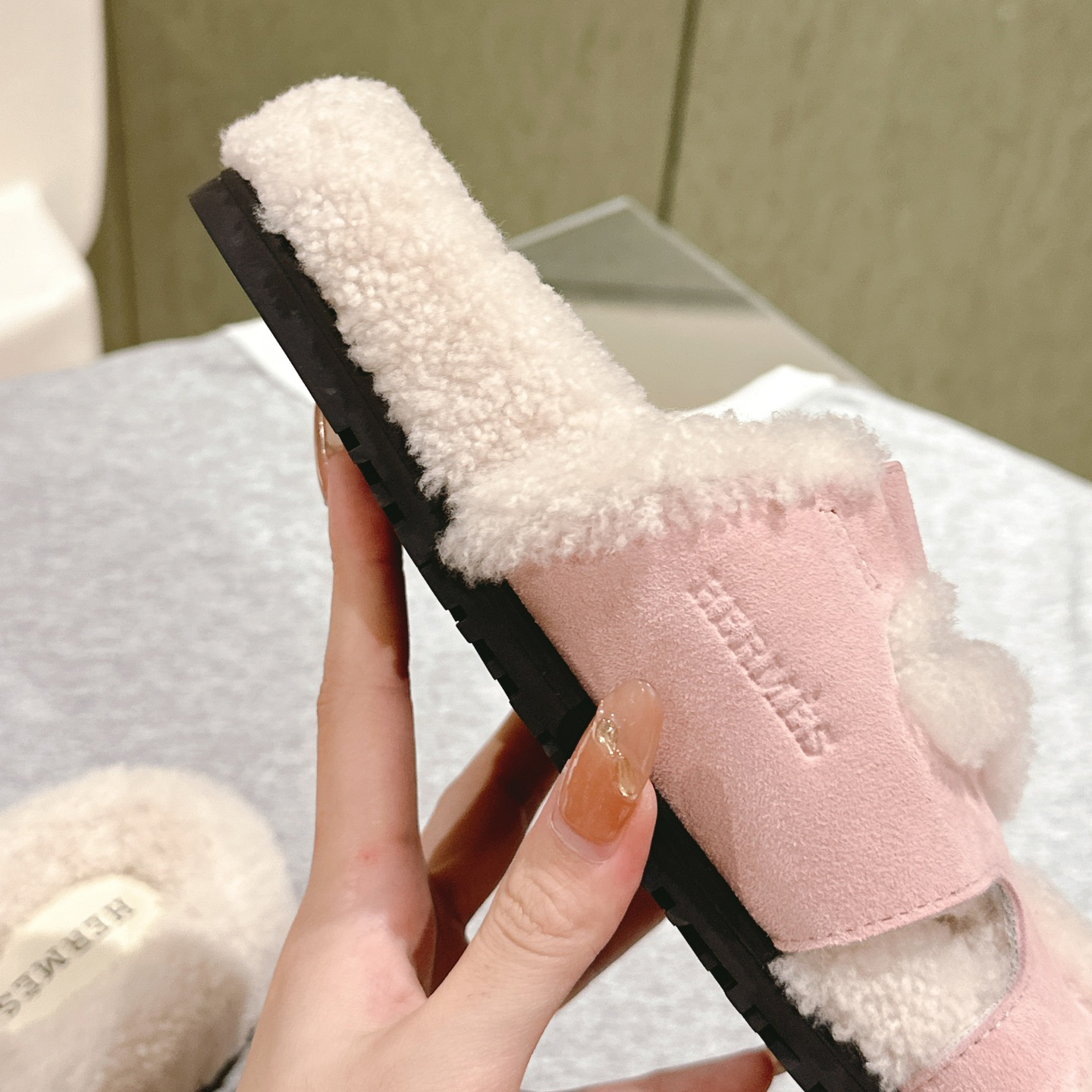 Hermes oran Lamb wool flat bottomed slippers