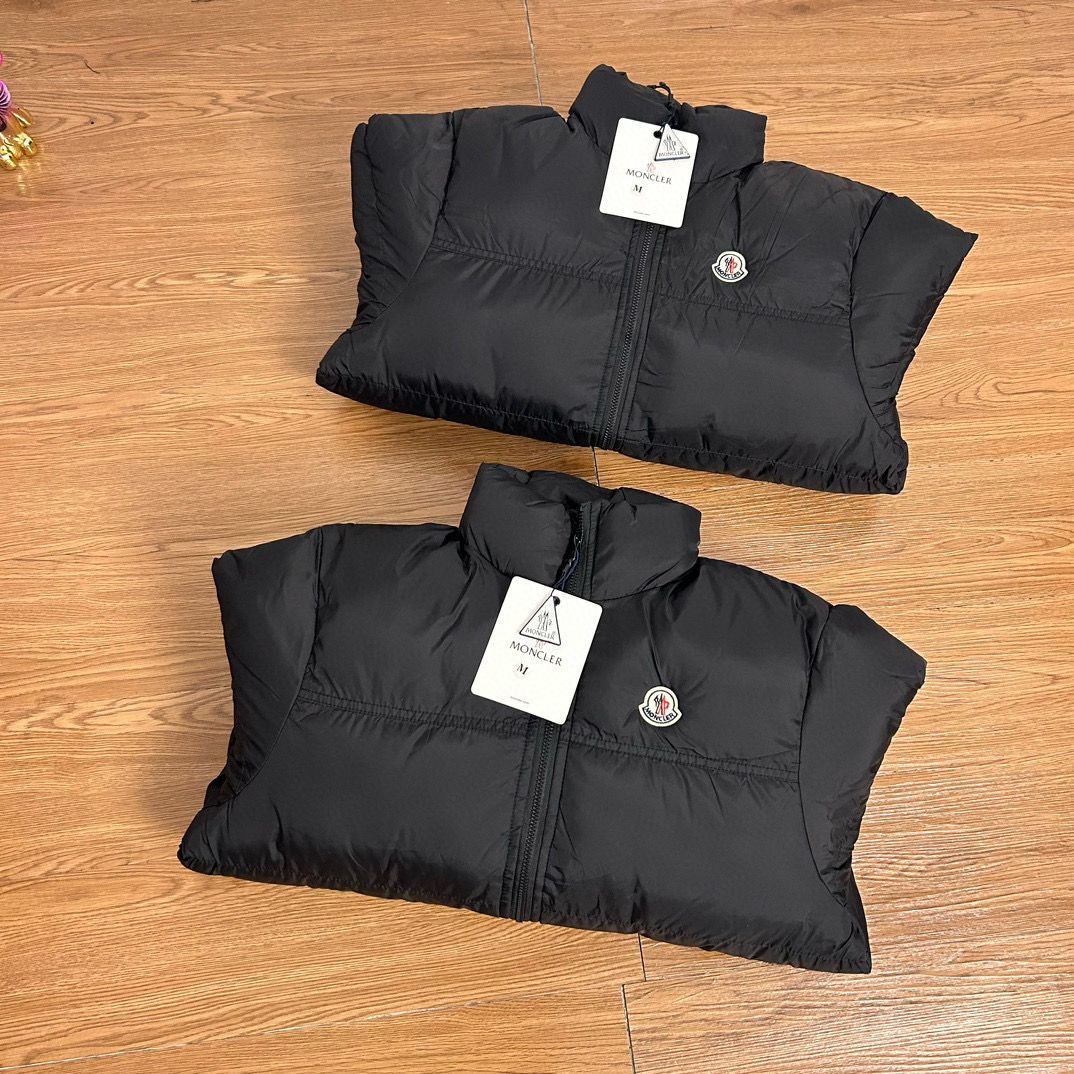 Moncler Black down cotton clothes
