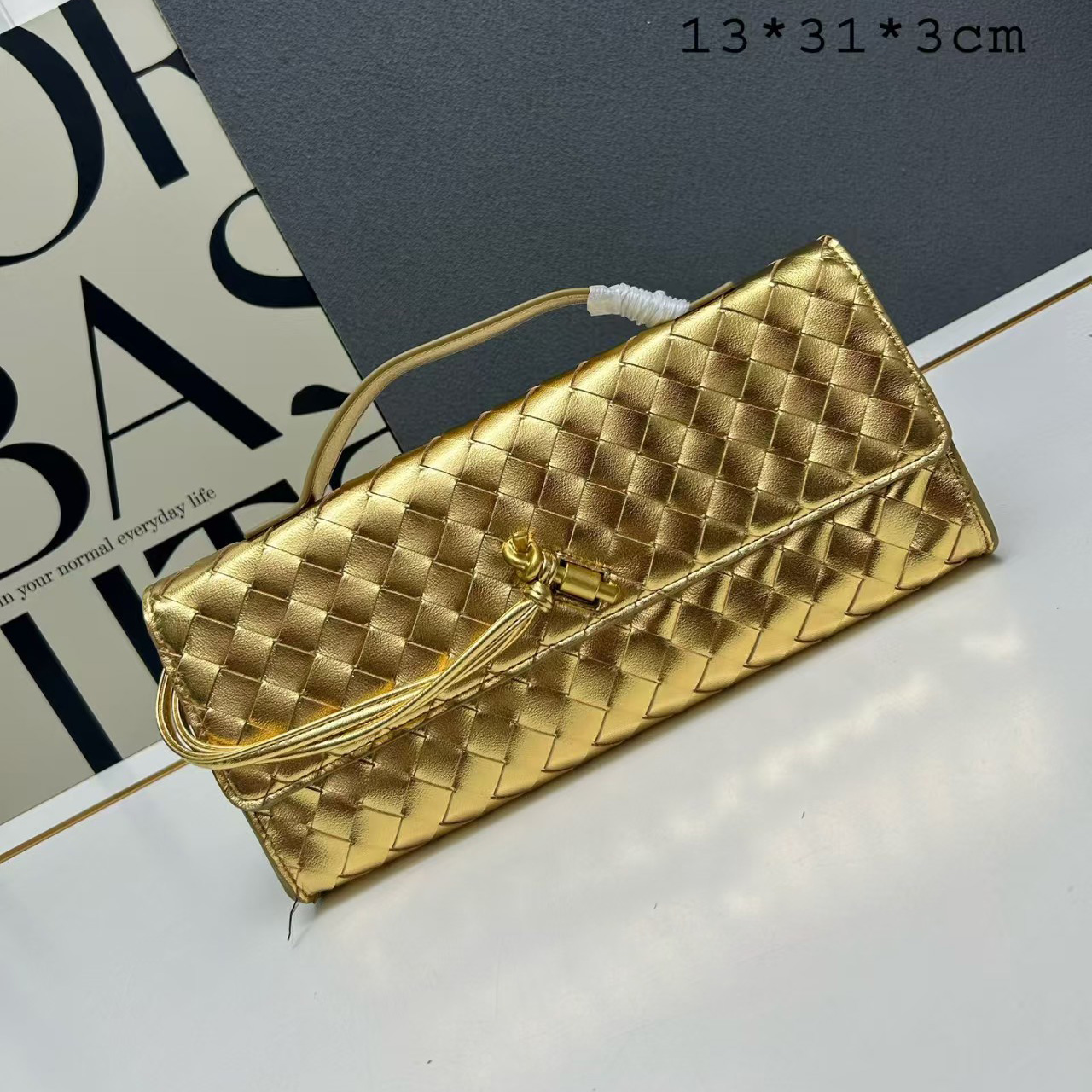 BV clutch intrecciato Prepare leather handbag