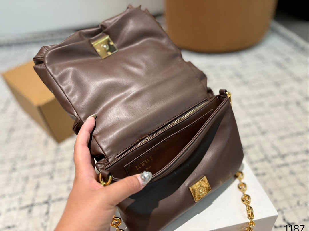 High Quality Loewe Mini Goya Puffer bag in shiny nappa lambskin Handbag