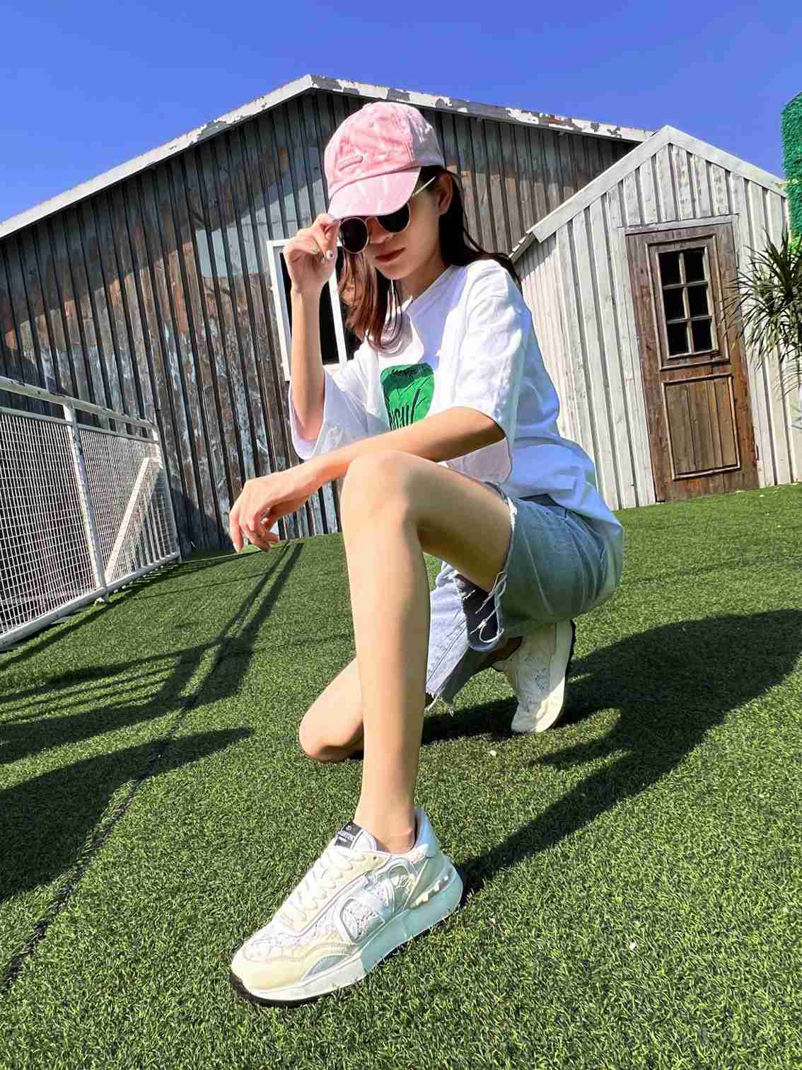 Top Quality Valentino Garvani Sneakers