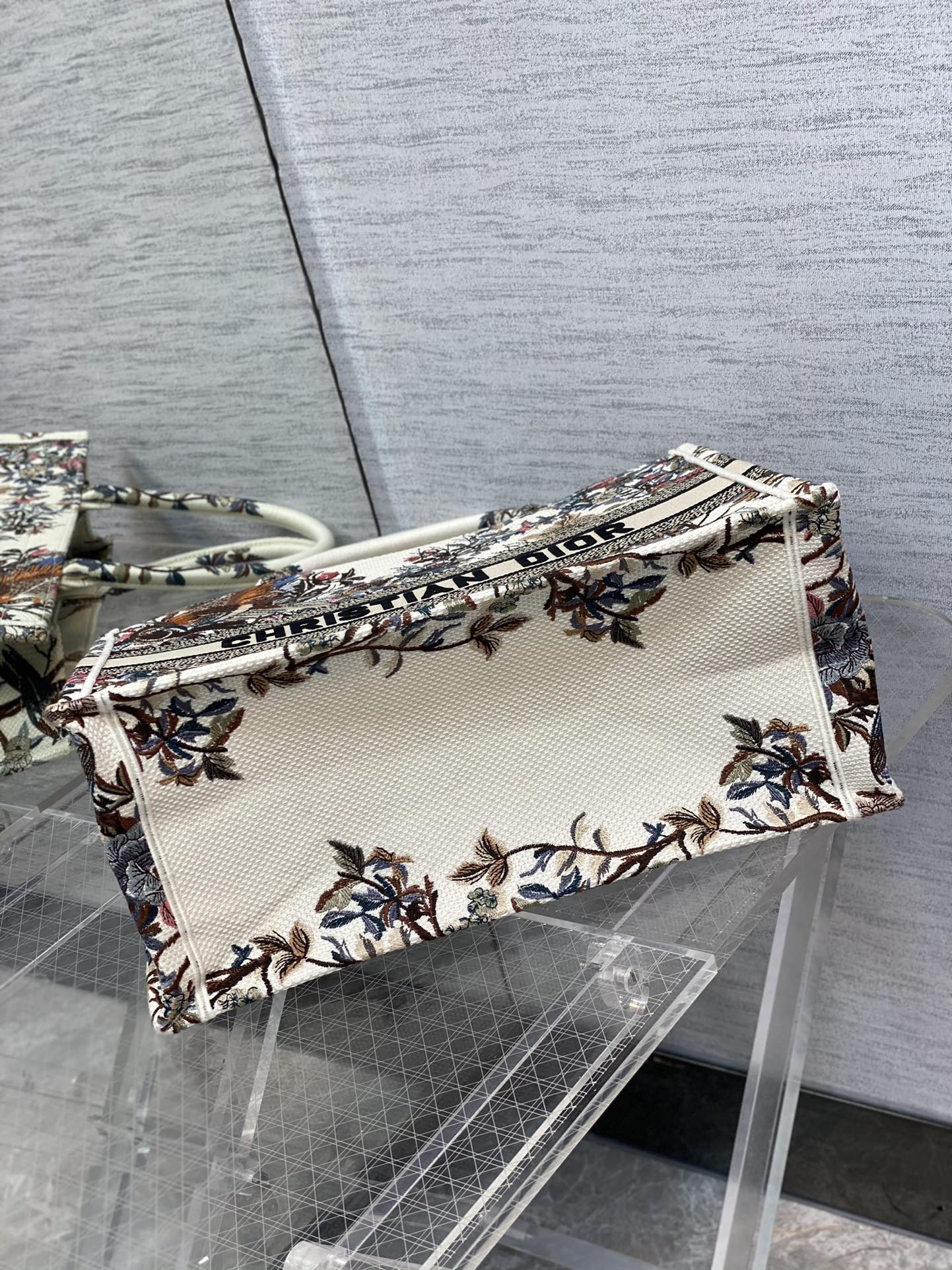 Replica Dior  Canvas Embroidered Medium Jardin D'Hiver Book Tote Bag