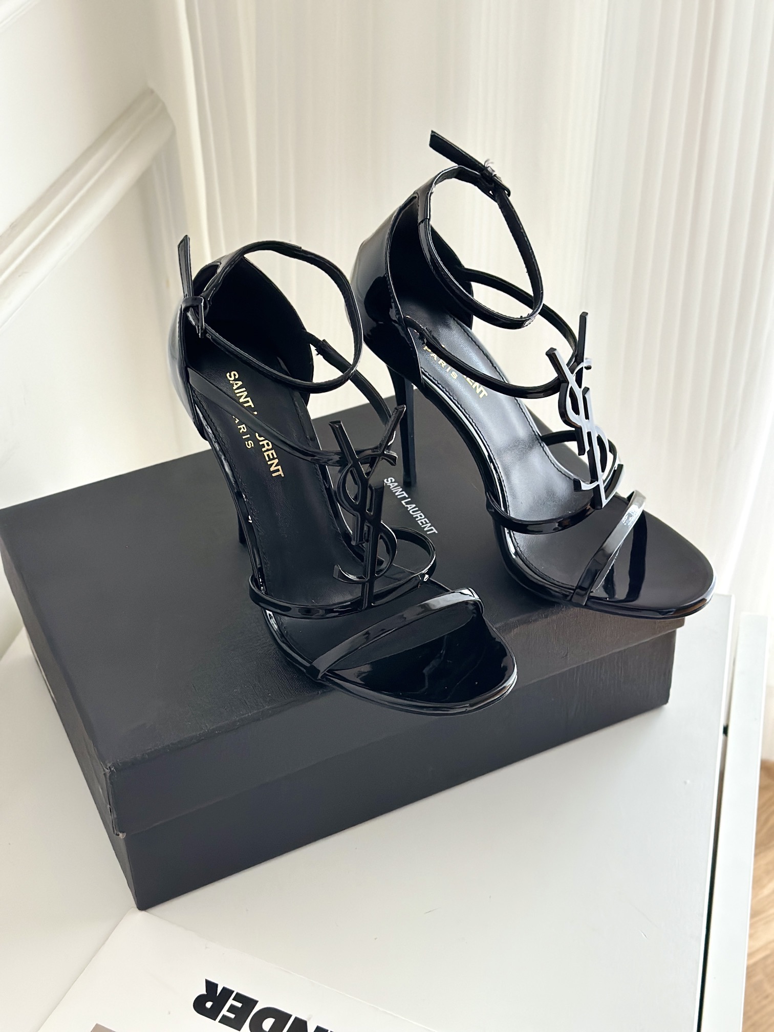SAINT LAURENT LOGO high-heeled sandals