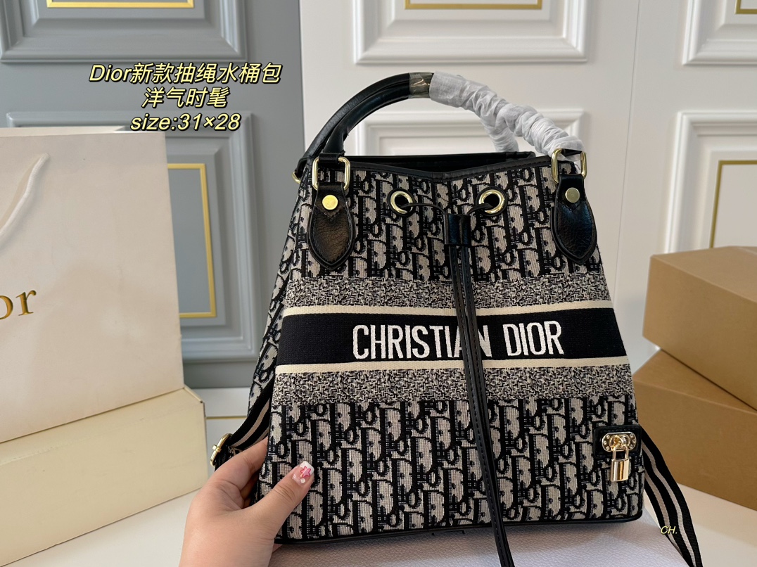 Replica Medium C'est Dior Bag
