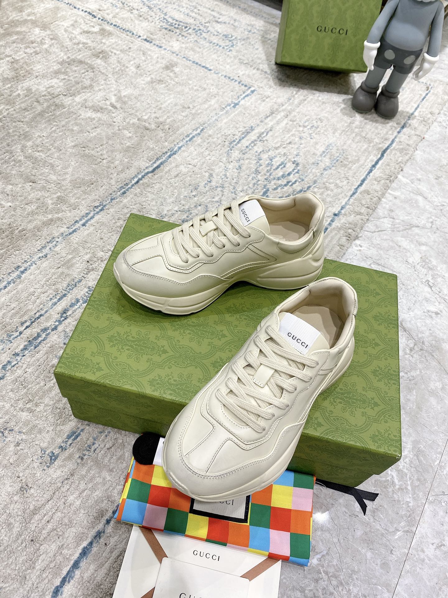 Gucci sneakers