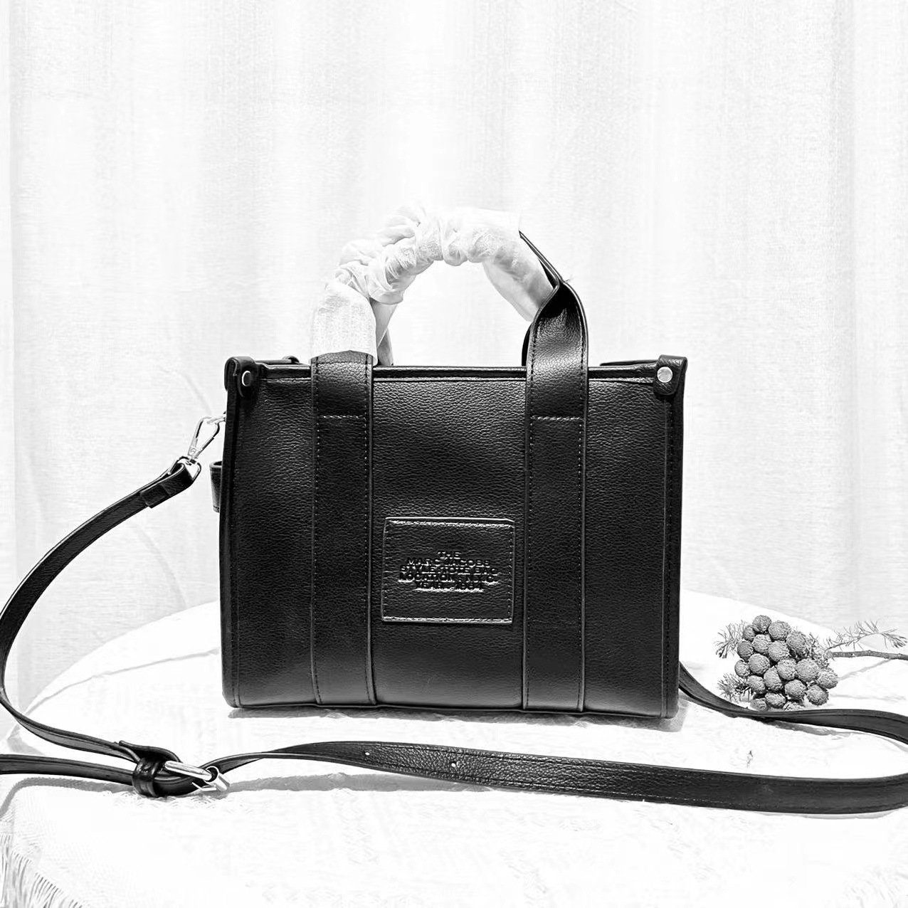 Replica MJ Marc Jacobs The Tote Bags Leather