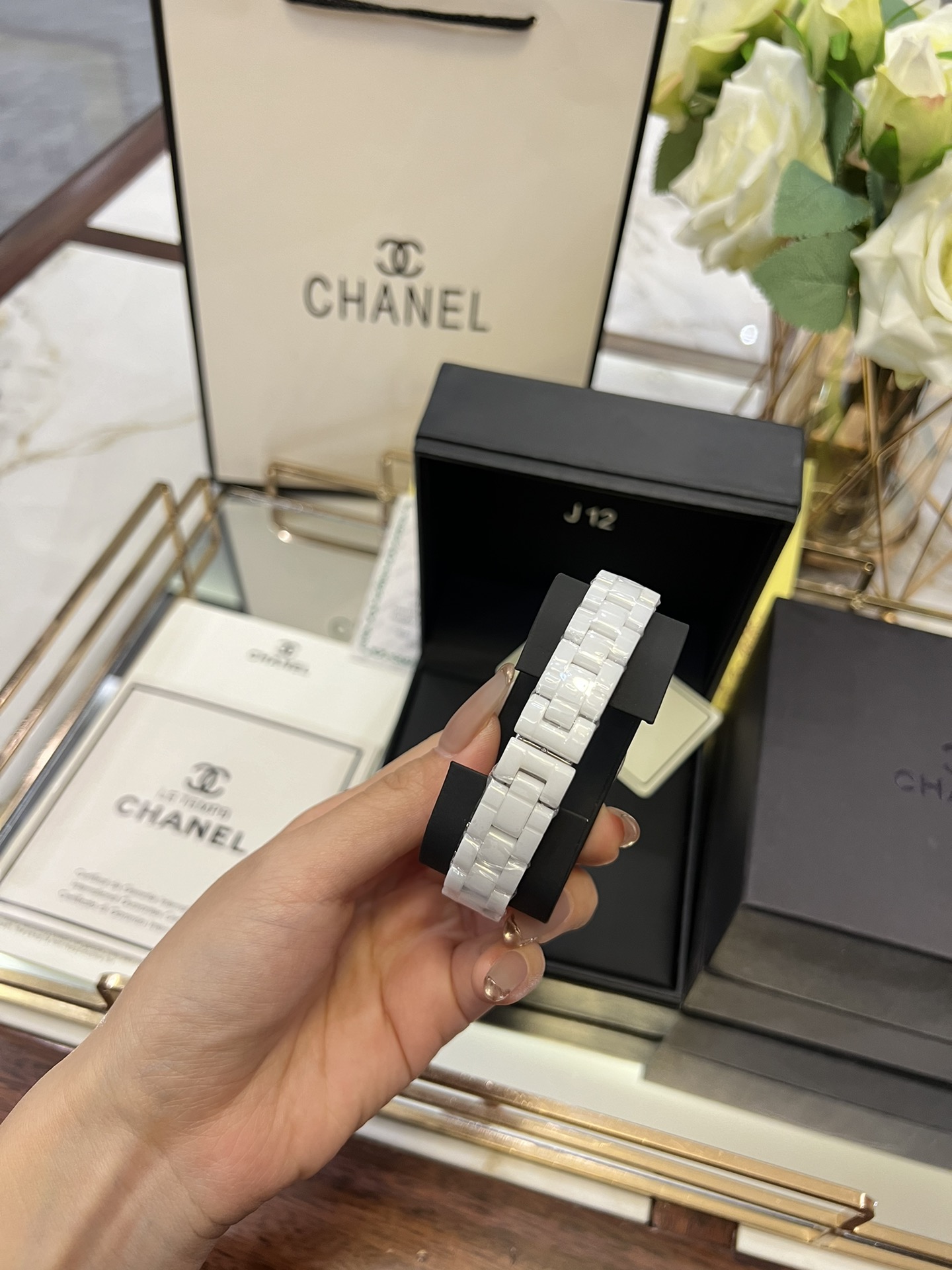 Replica CHANEL J12 Ceramic Quartz Ladies Watch