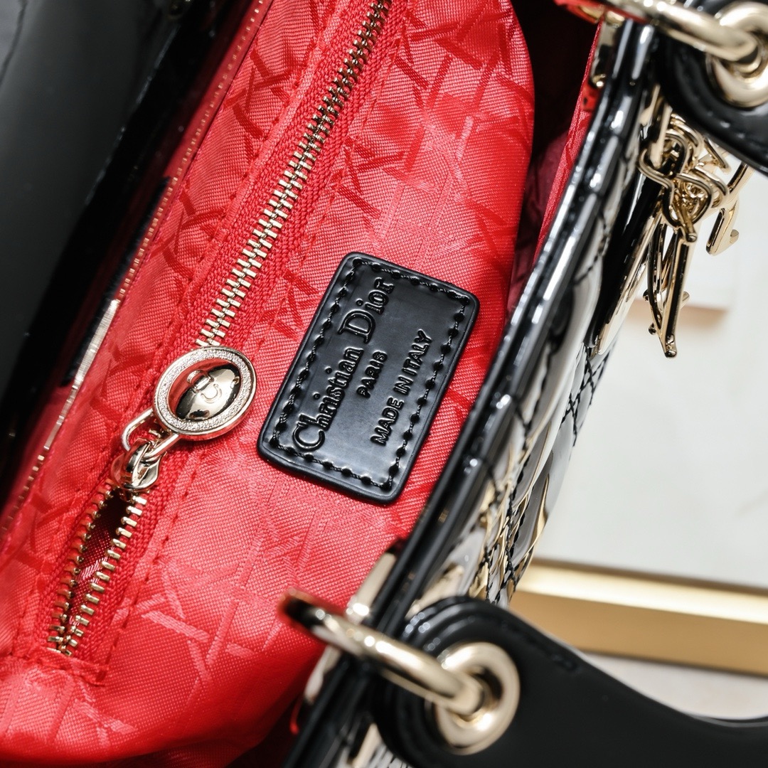 Dior new lady Diana bag