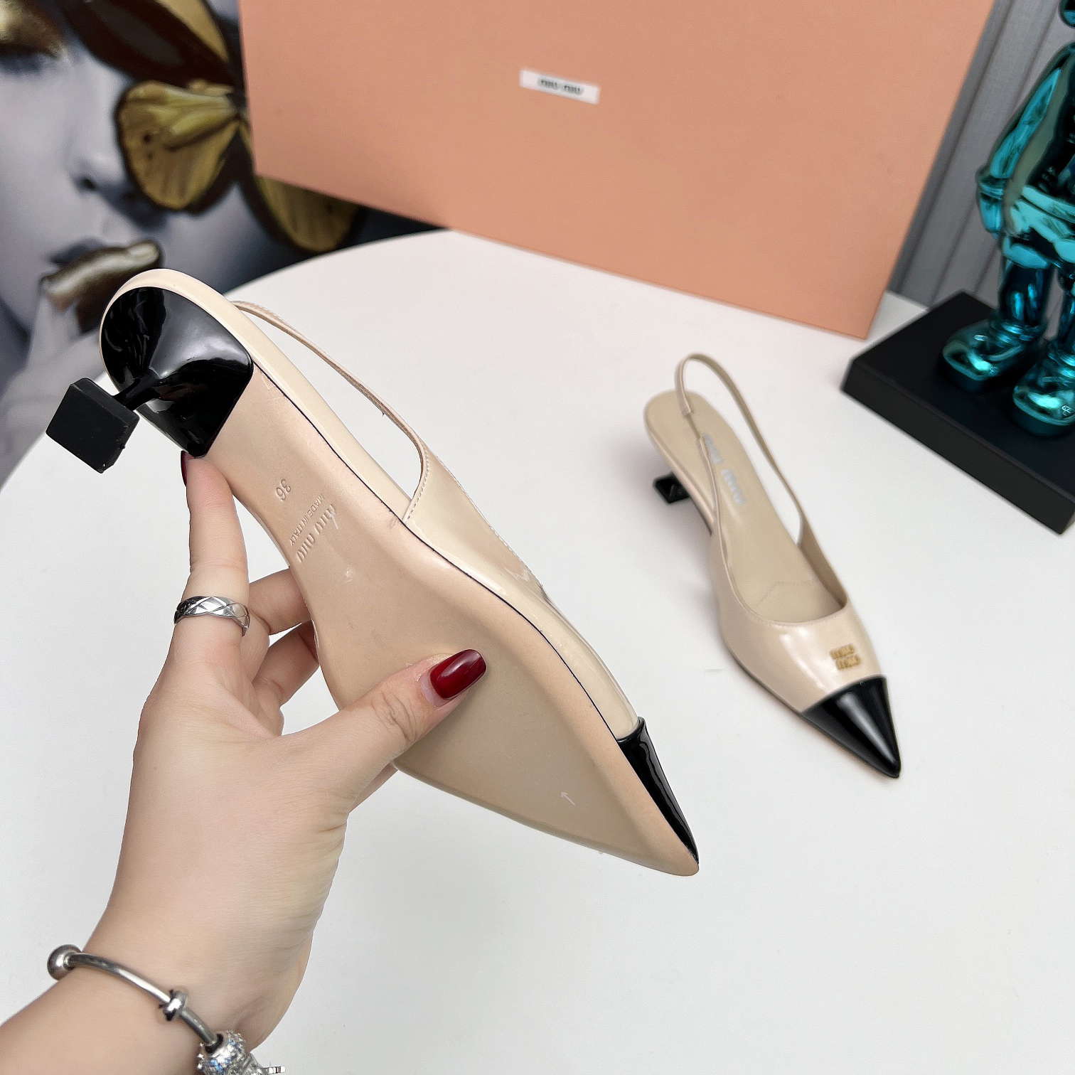 High-quality miumiu Original women's leather shoes