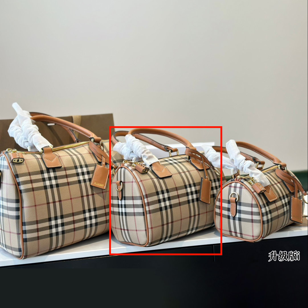 High-quality Burberry speedy shoulder bag