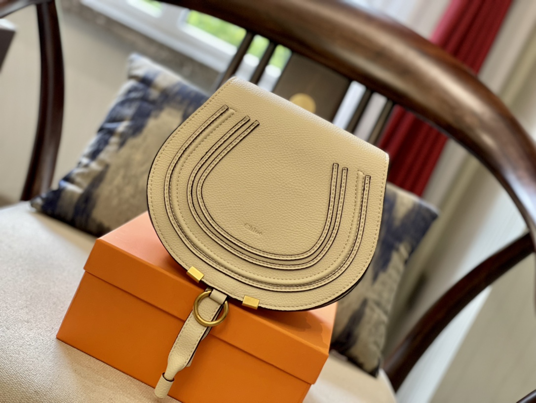 Replica CHLOE'   MARCIE Marcie Small leather shoulder bag with logo engraving