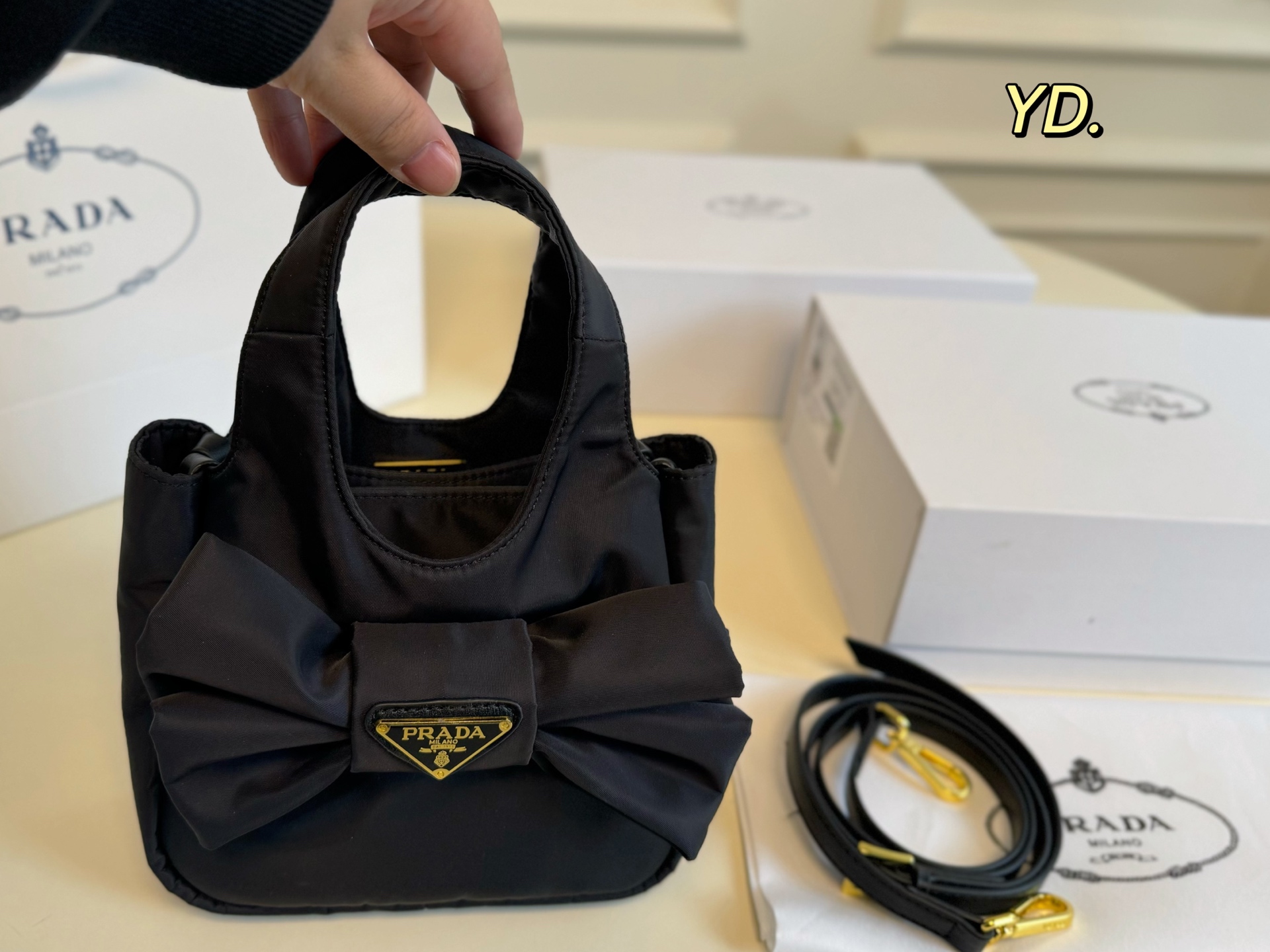 Prada new bow basket shoulder bag