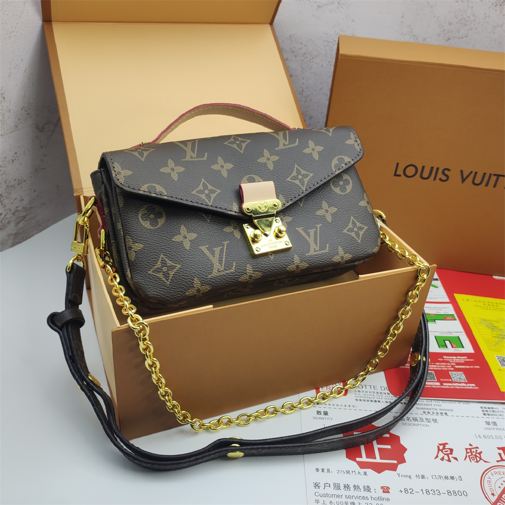 LV Replica Louis Vuitton Pochette Metis East West