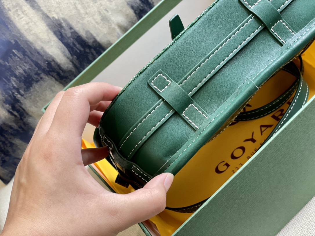 Goyard saddle bag
