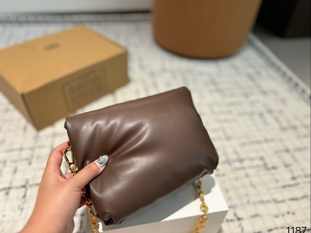 High Quality Loewe Mini Goya Puffer bag in shiny nappa lambskin Handbag