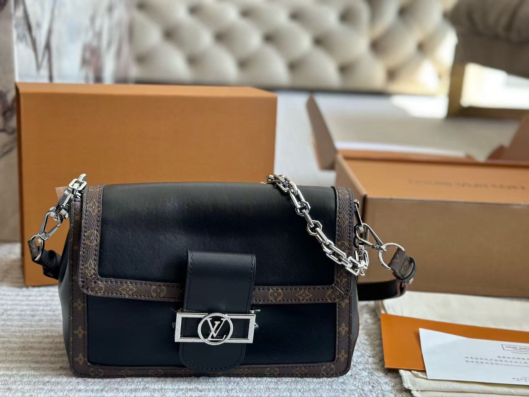 LV Dauphine Soft handbag