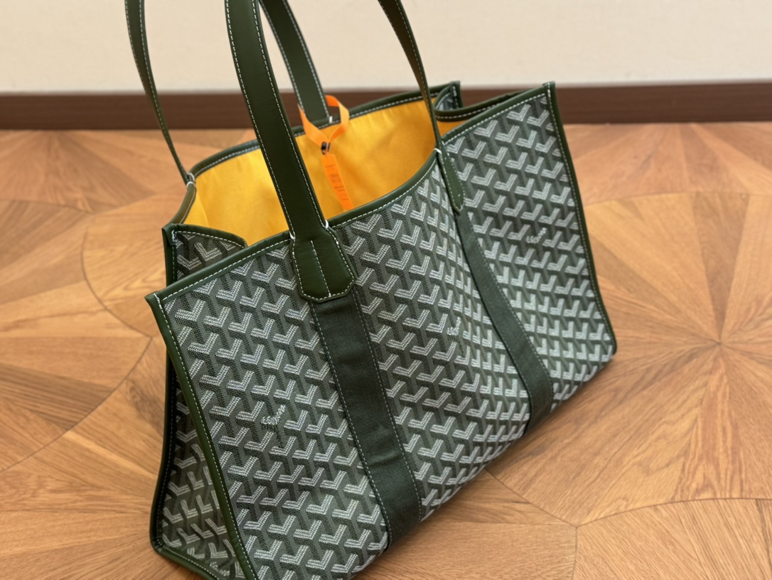 Goyard bellechasse neverfull bag