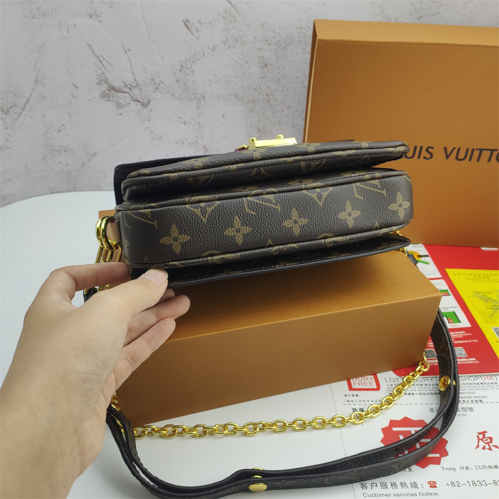 LV Replica Louis Vuitton Pochette Metis East West
