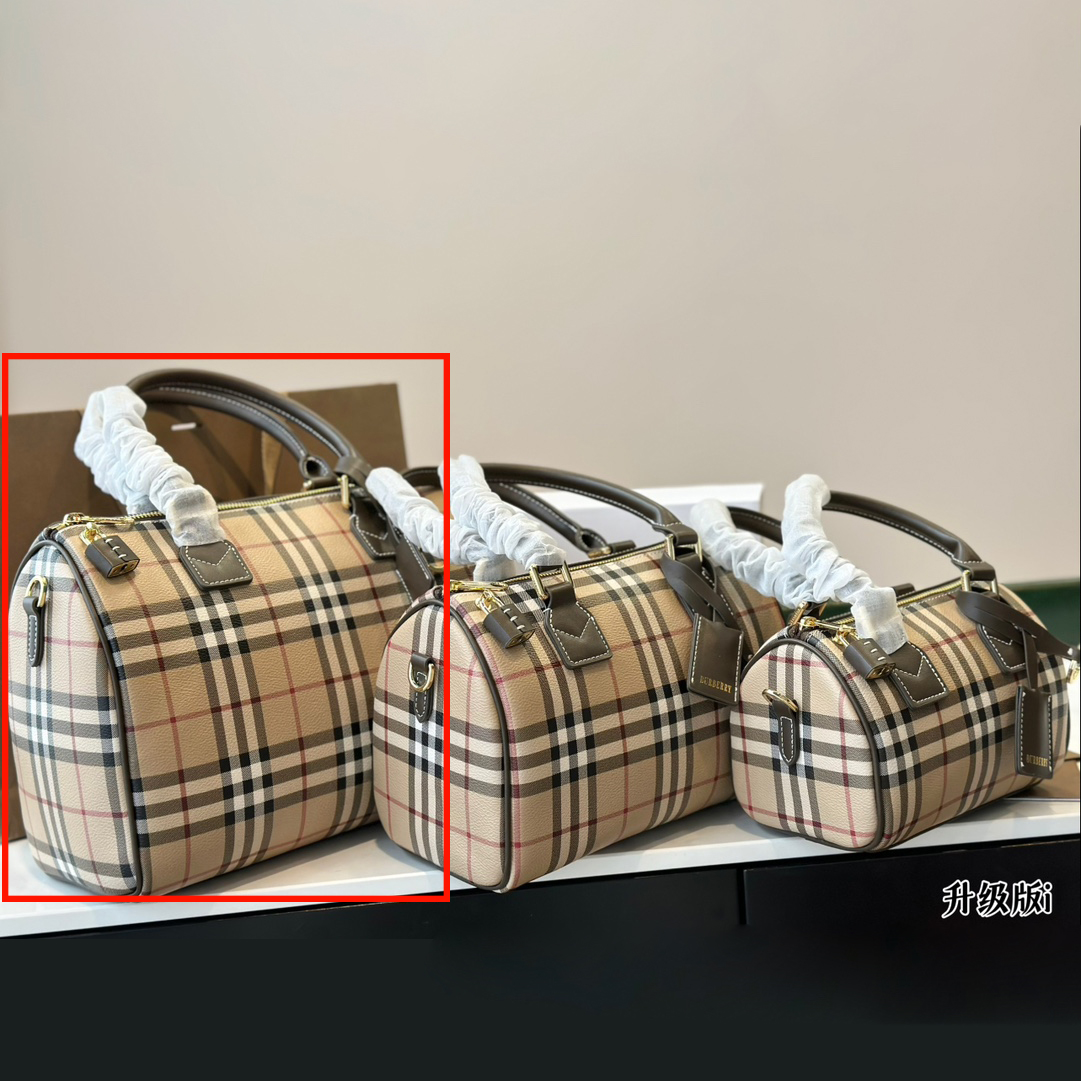 High-quality Burberry speedy shoulder bag