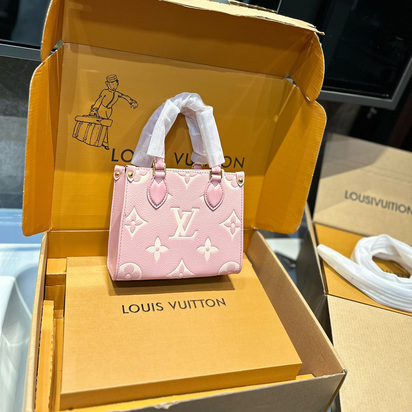 LV OnTheGo Monogram Empreinte bag
