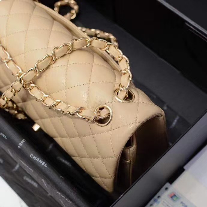 chanel chain bag-golden logo