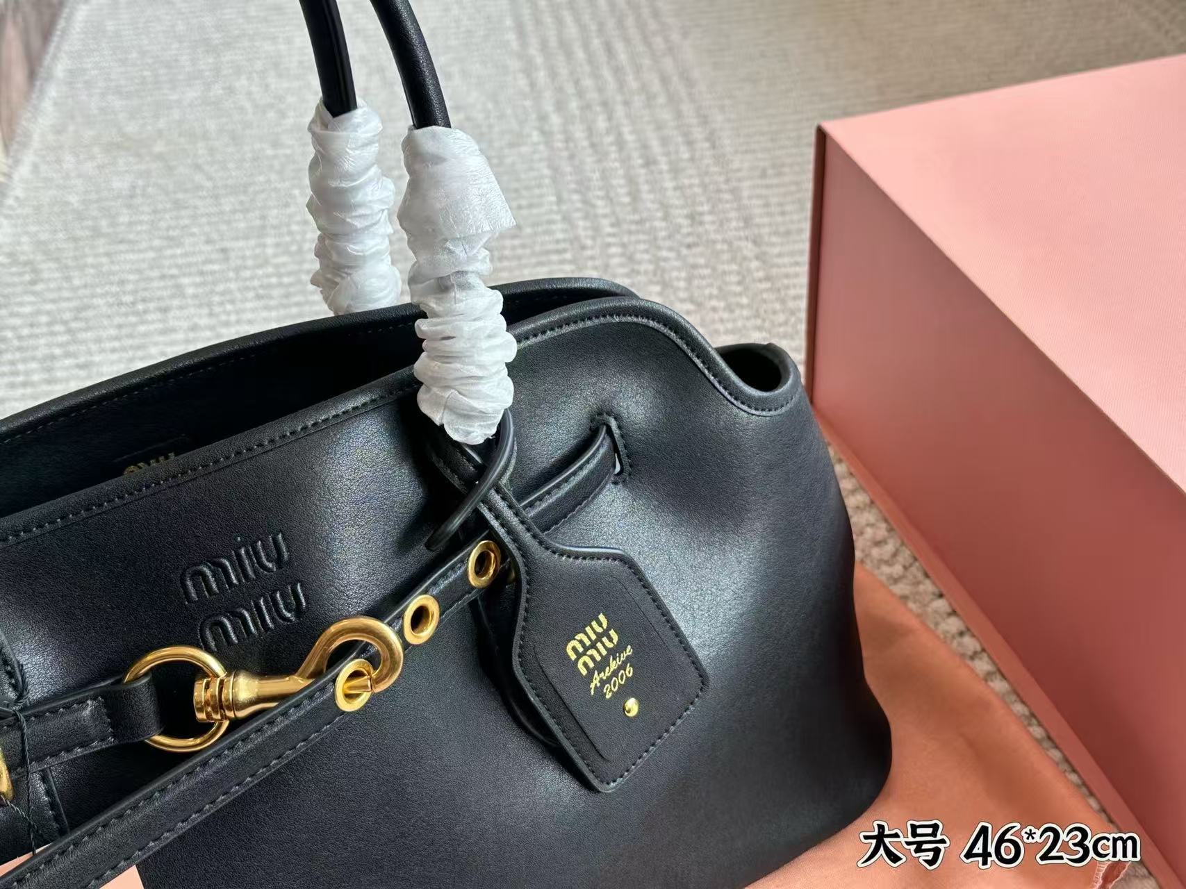 MIUMIU Aventure shell bag