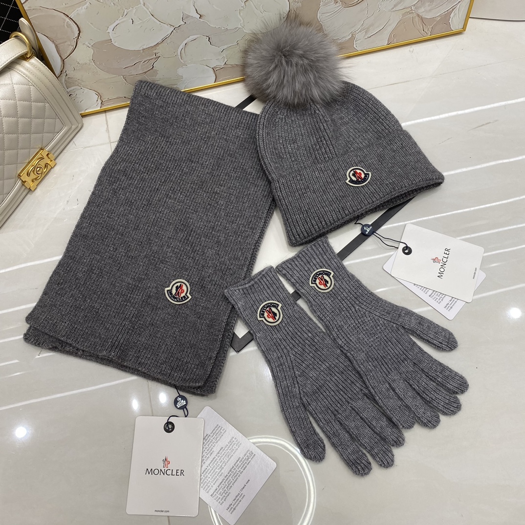 Moncler Three piece set（hat+scarf+glove）