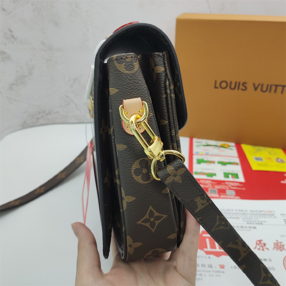 LV Louis Vuitton Pochette Metis Bag