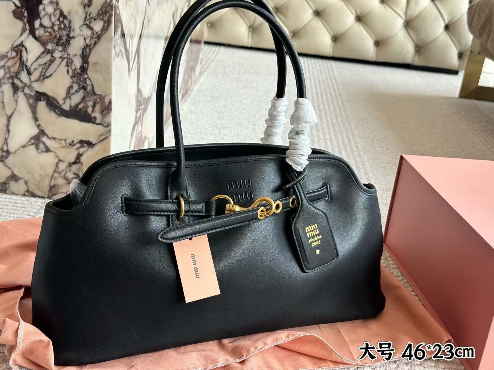 MIUMIU Aventure shell bag