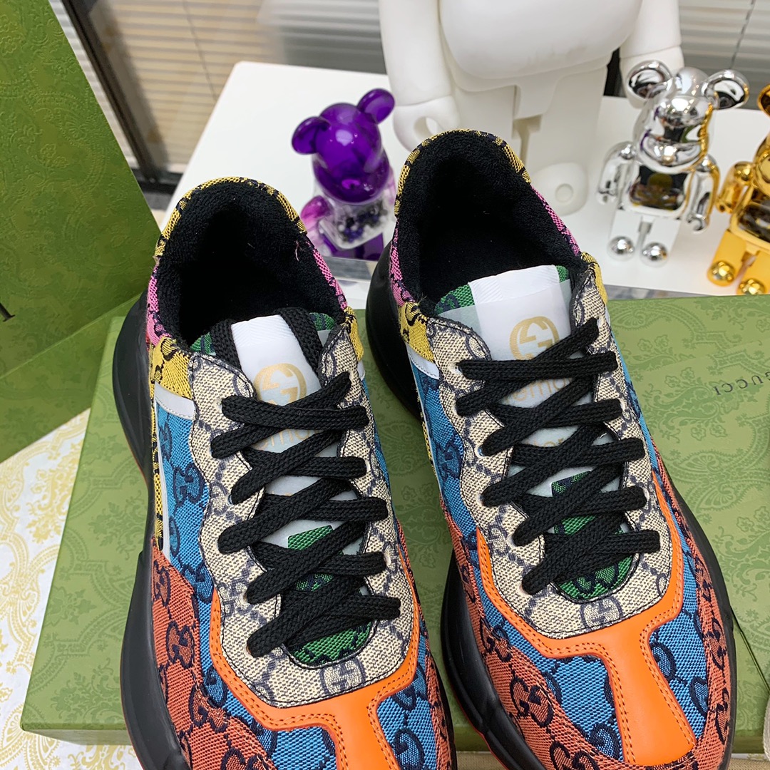 Gucci sneakers