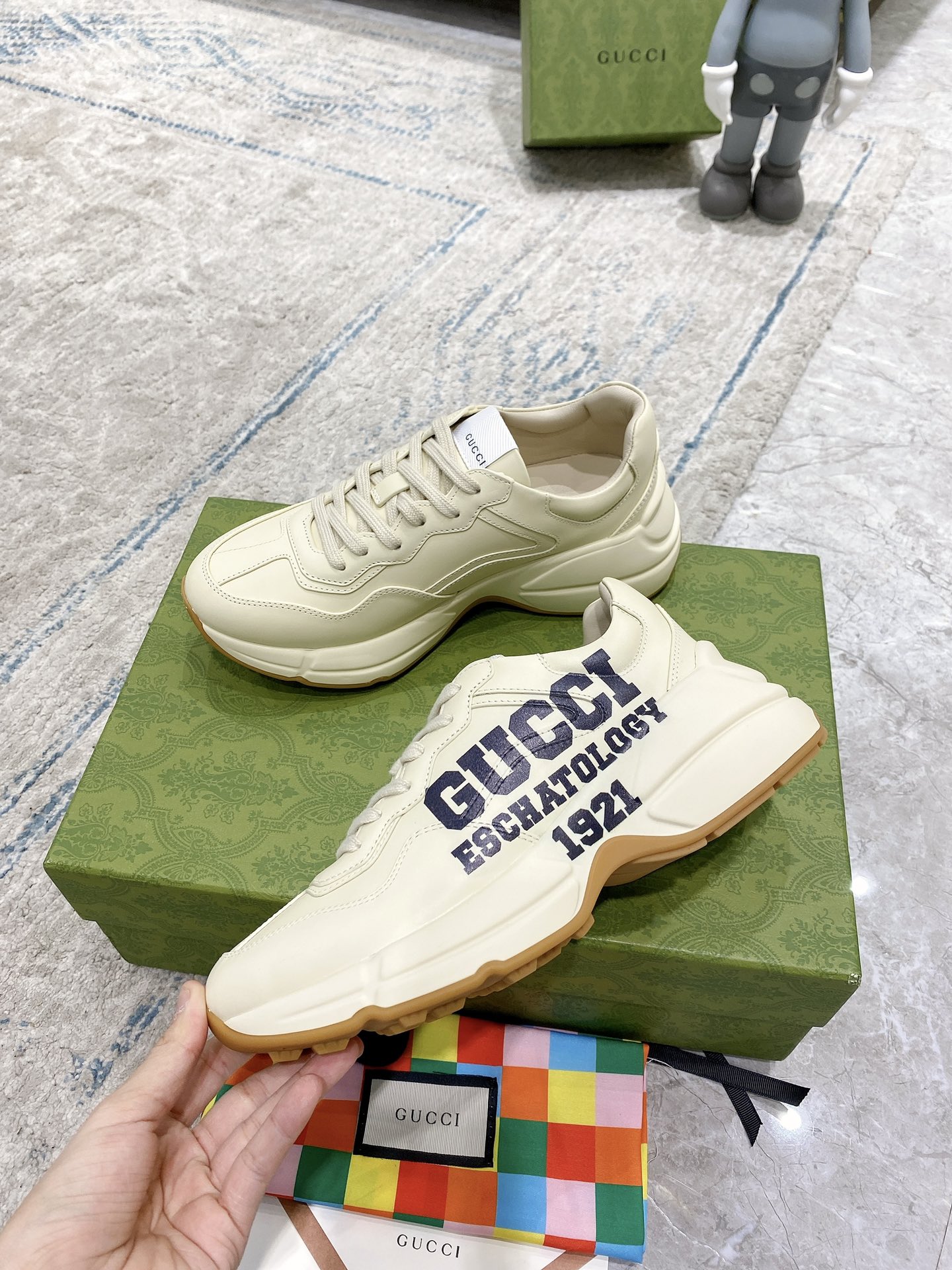 Gucci sneakers