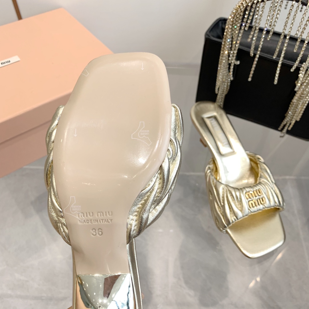 High-quality Miumiu 2024ss Sheepskin sandals