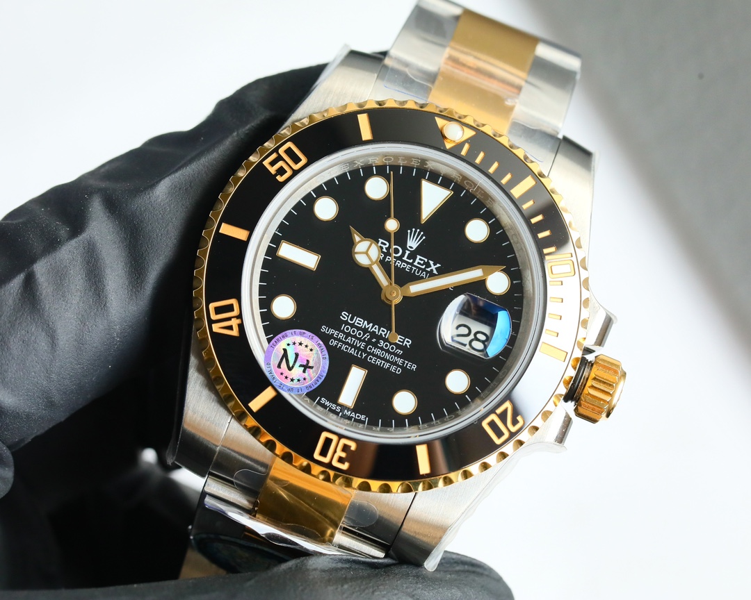 Replica Rolex Submariner Date 40 Dial Yellow Gold Watch