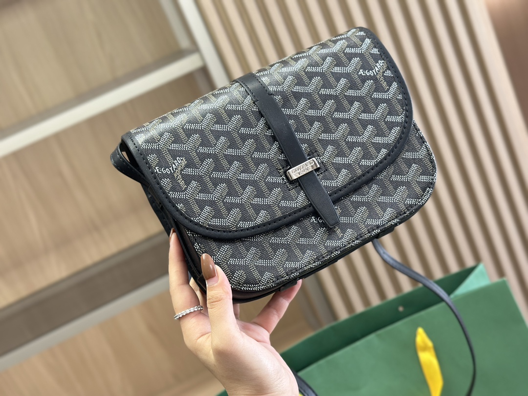 Goyard saddle bag