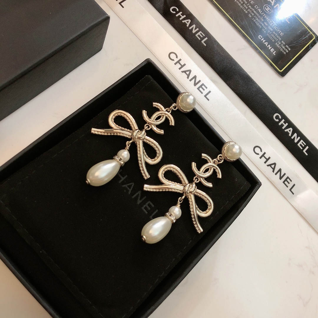 Chanel Ear studs  earrings High original