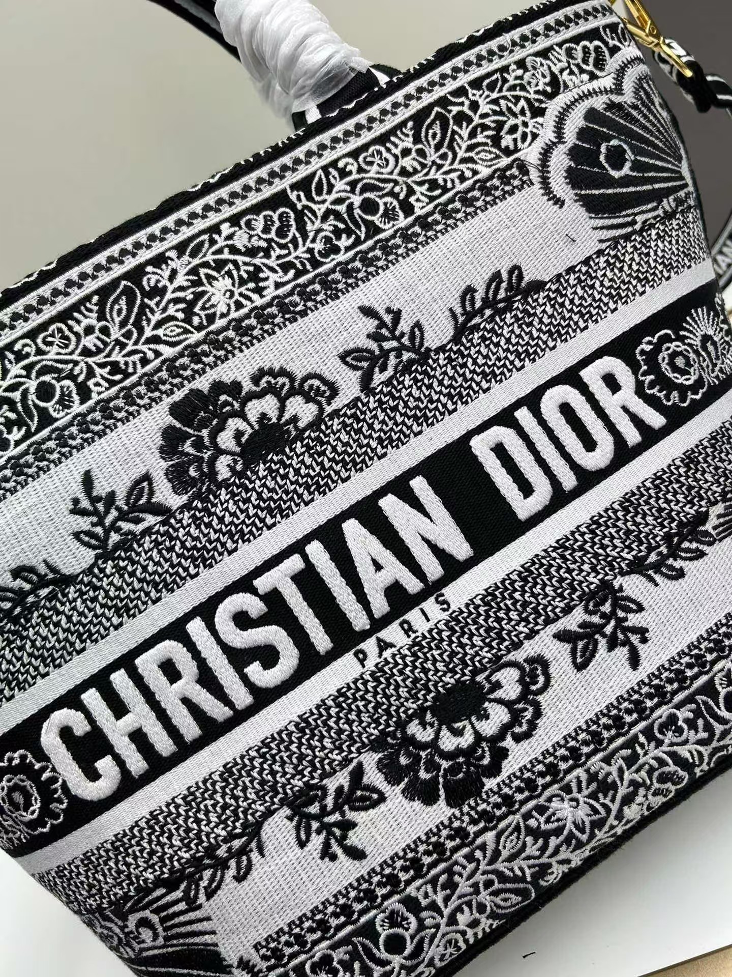 High Dior neverfull handbag