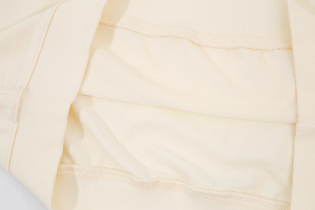 Replica Gucci iced plum powder strawberry crew-neck hoodie