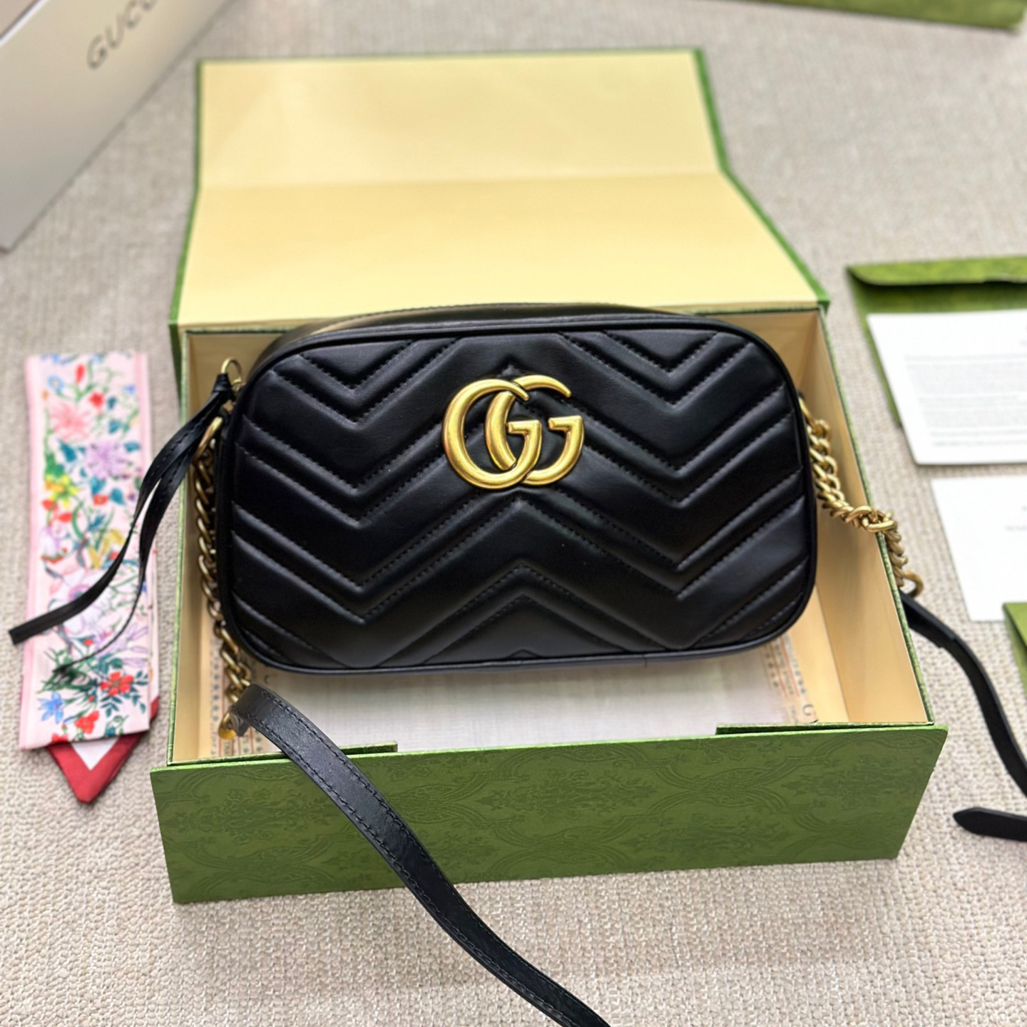 Gucci marmont chain bag
