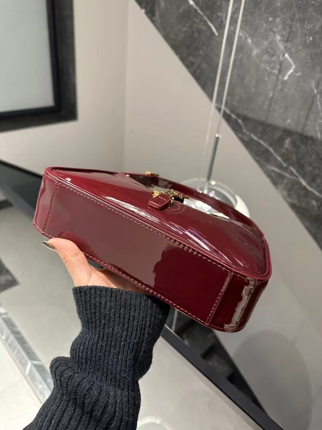 YSL HOBO Patent leather armpit bag