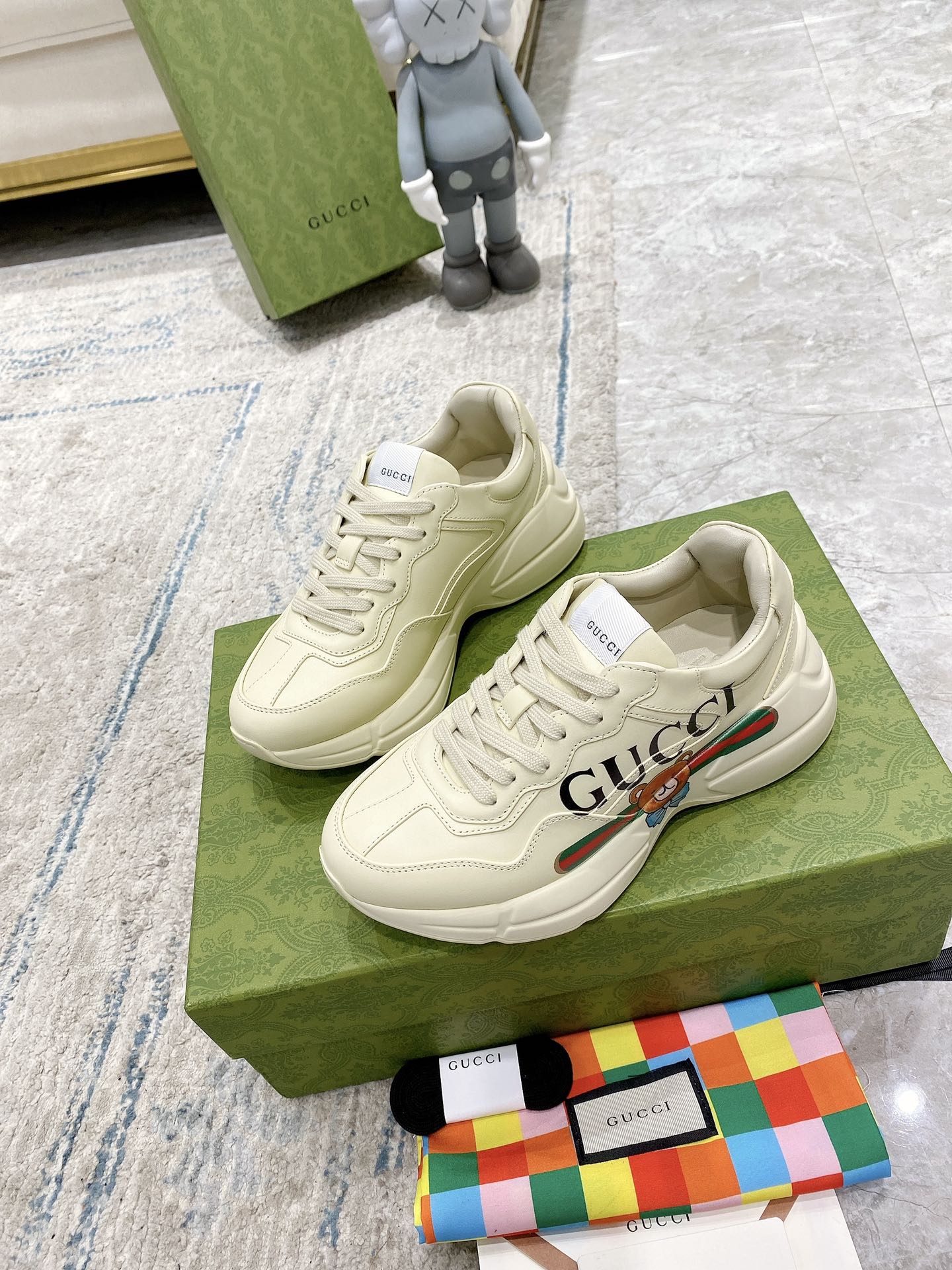Gucci sneakers