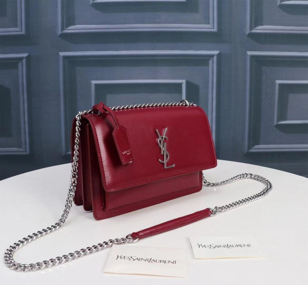 Top Quality YSL Saint Laurent  Grained Calfskin Medium Monogram Handbag