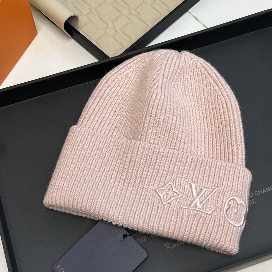 Louis Vuitton LV Headline Beanie
