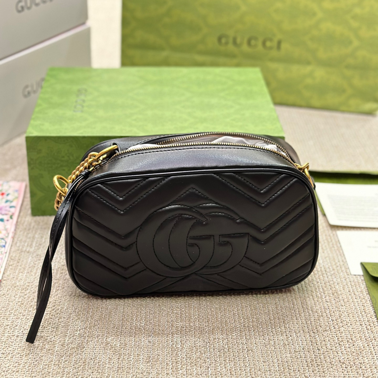 Gucci marmont chain bag