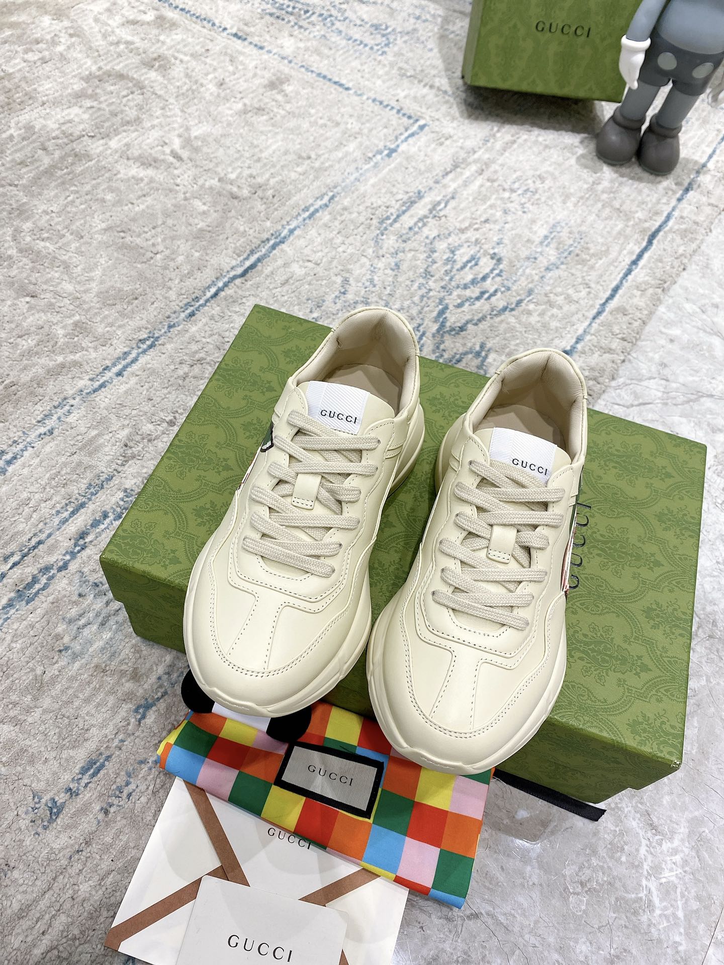 Gucci sneakers