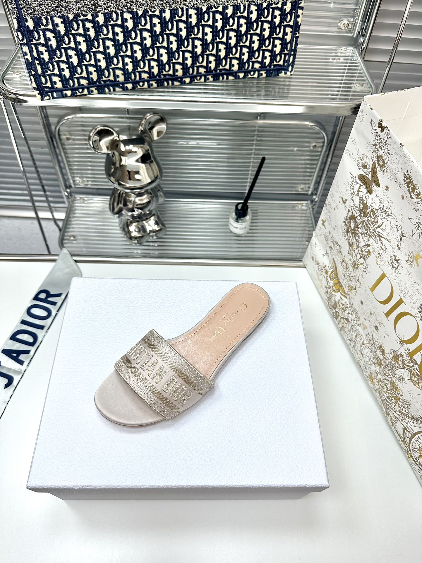 Replica Dior Embroidery collection of flip-flops
