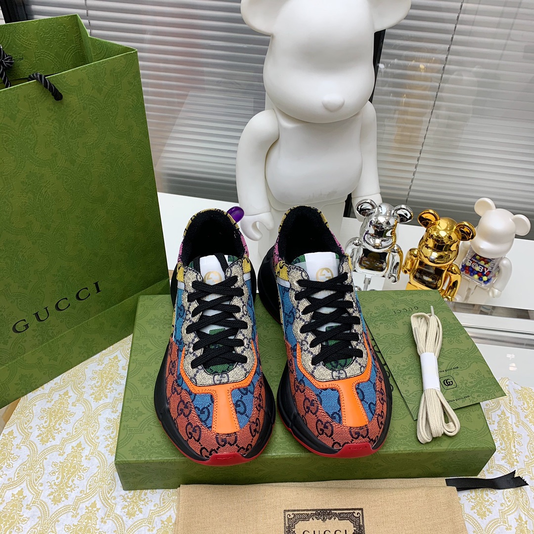 Gucci sneakers