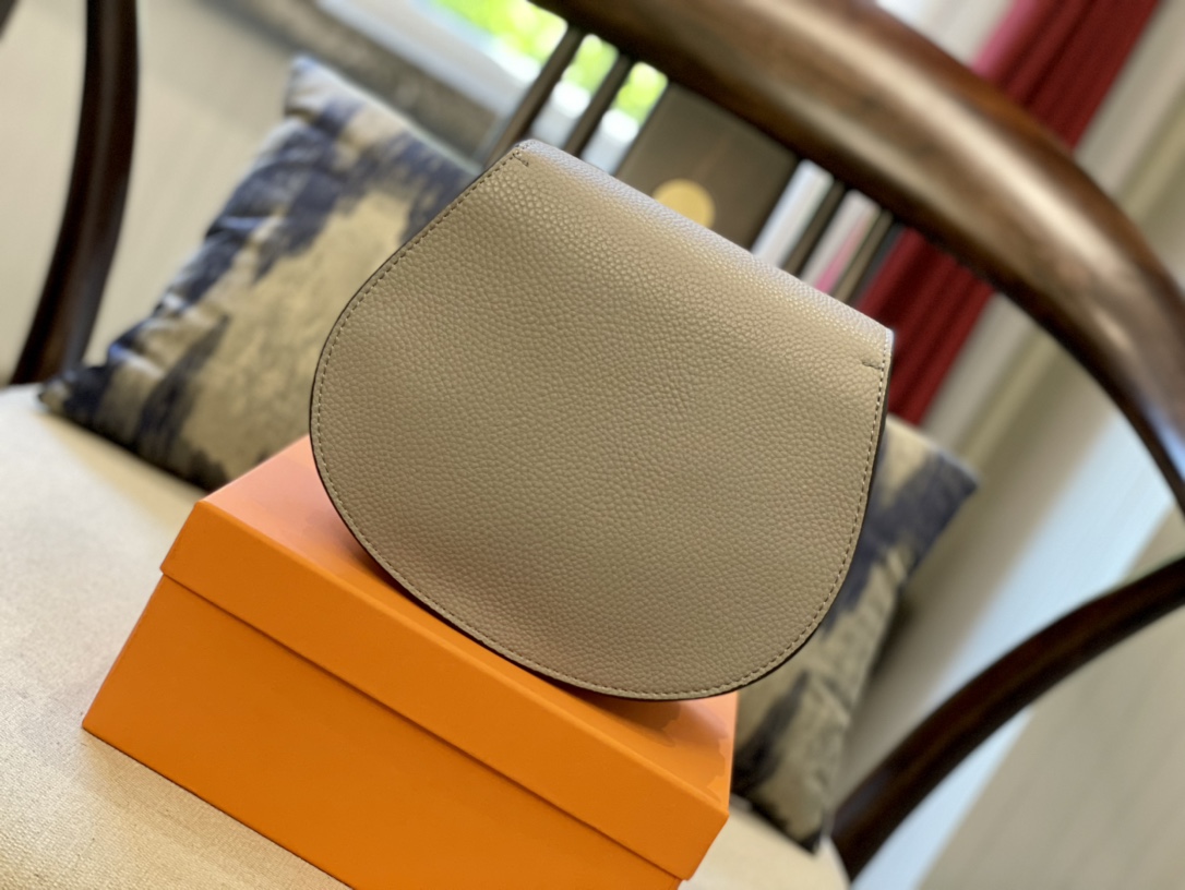 Replica CHLOE'   MARCIE Marcie Small leather shoulder bag with logo engraving