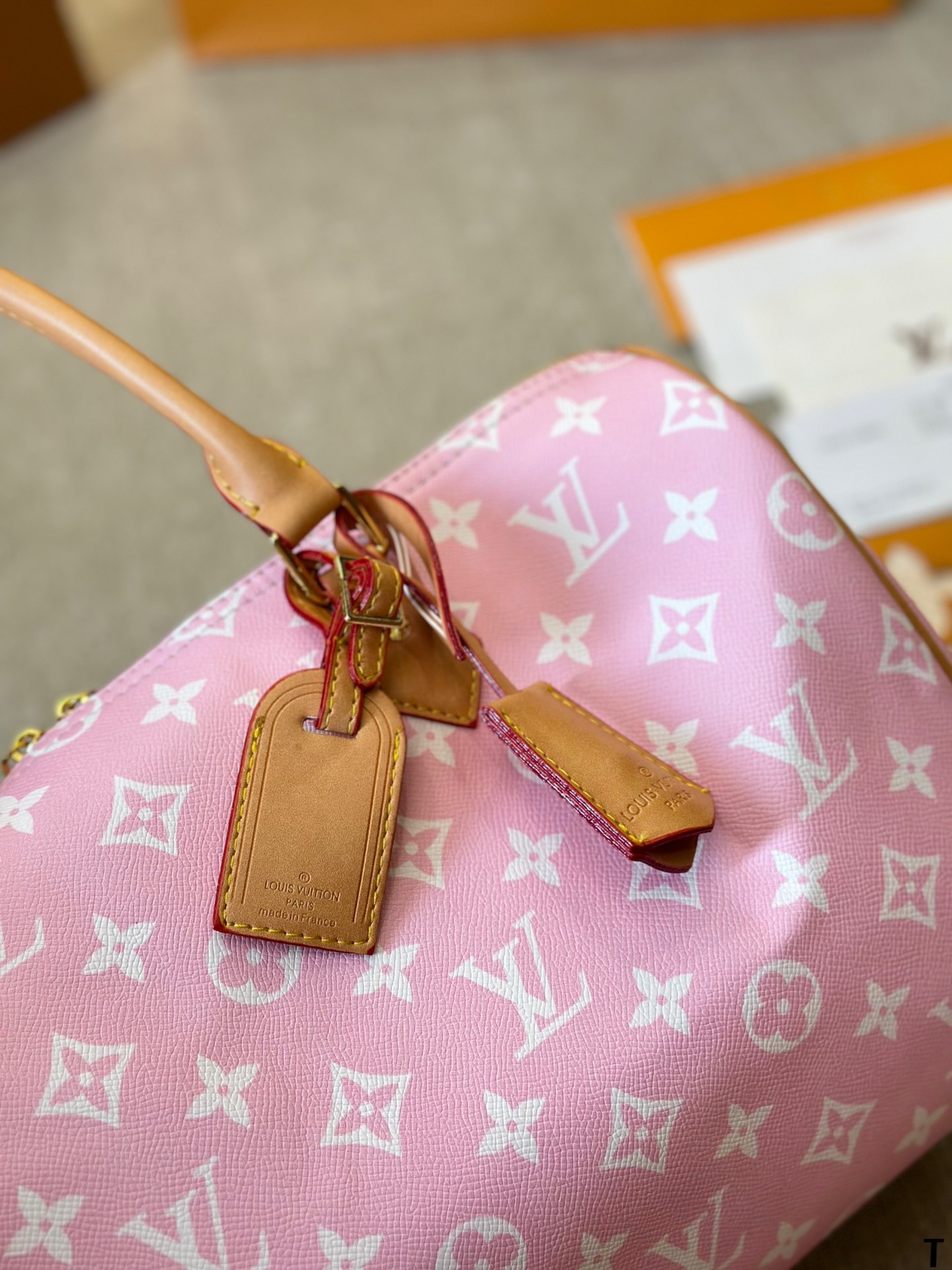 LV Keepall Bandouliere 40 speedy bag