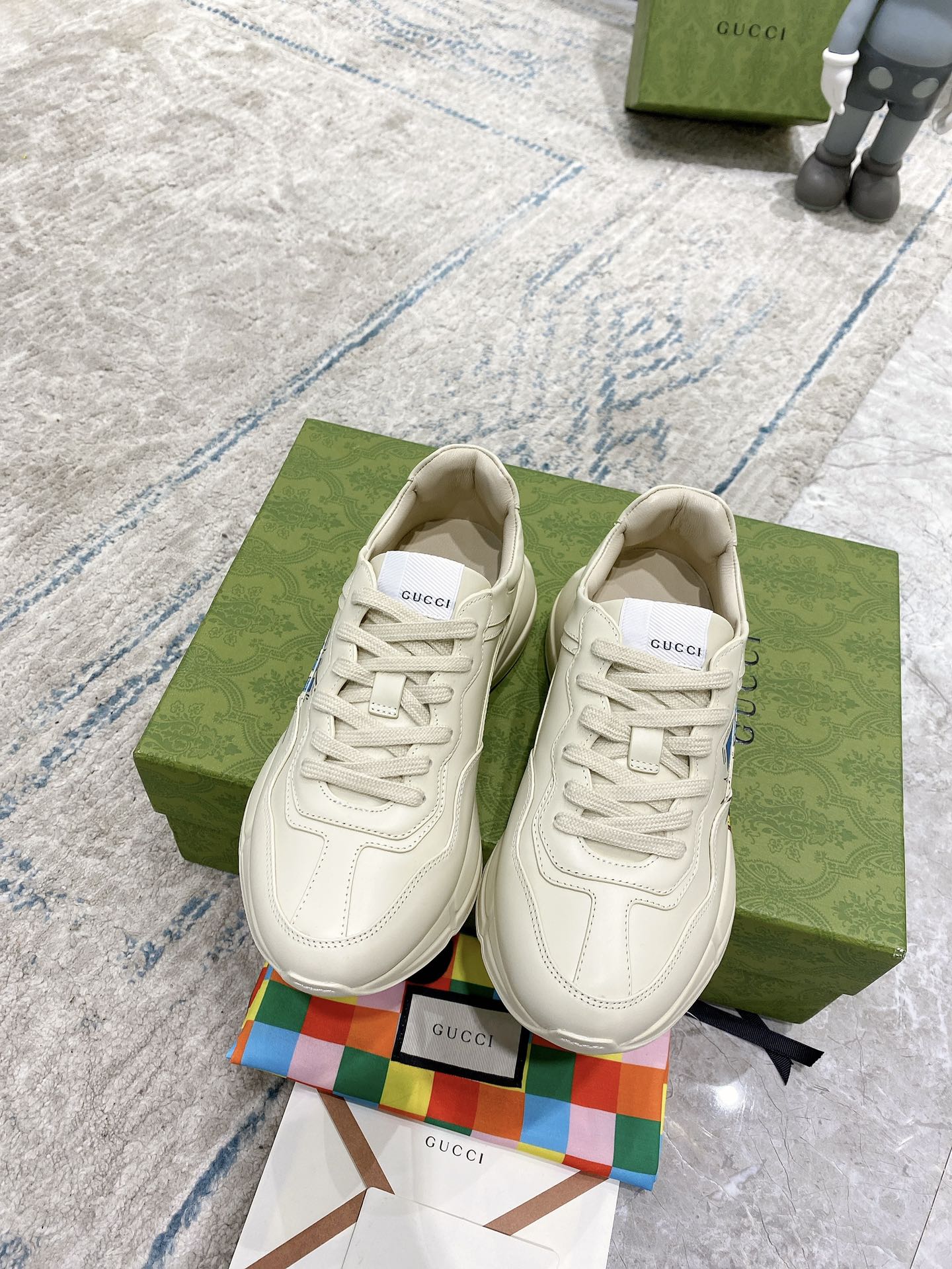 Gucci sneakers