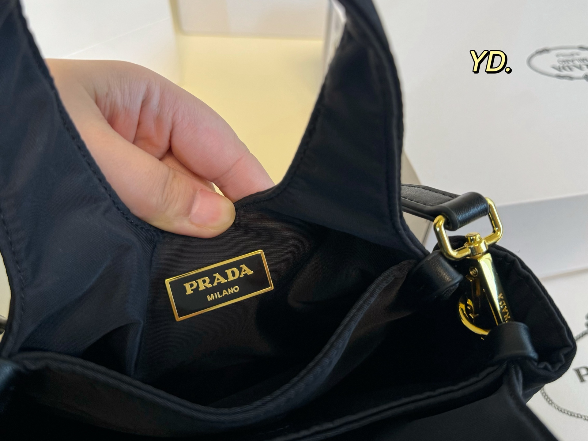 Prada new bow basket shoulder bag